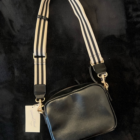 NWT Universal Thread Crossbody & Clutch - Picture 4 of 7